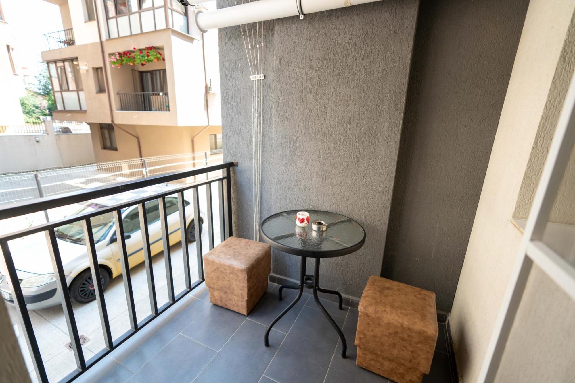 Hotel Studio Titan بوخارست المظهر الخارجي الصورة